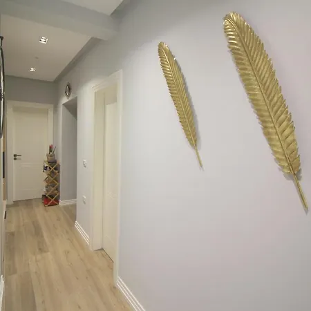 Ngjela Apartment